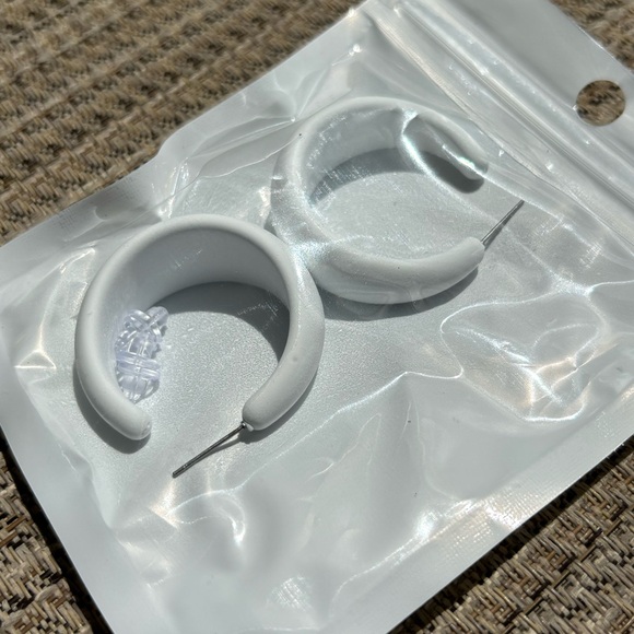 White Hoops - Picture 2 of 2